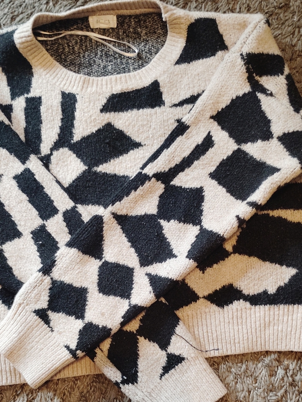 Deb Black & Cream Geometric Crewneck Sweater